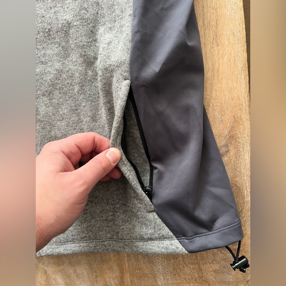 Greyson Designer Vest - Picture 4 of 7